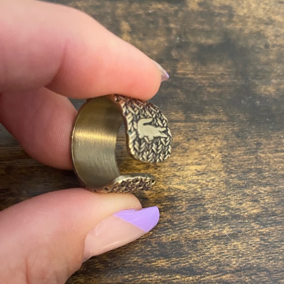 Lacoste brass ring size 7 - Picture 2 of 2